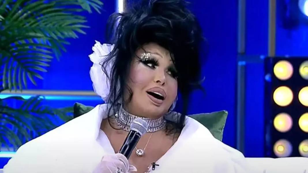 Türk Müziğinin divası Bülent Ersoy makyajsız yakalandı! Görenler tanıyamadı - Resim: 6